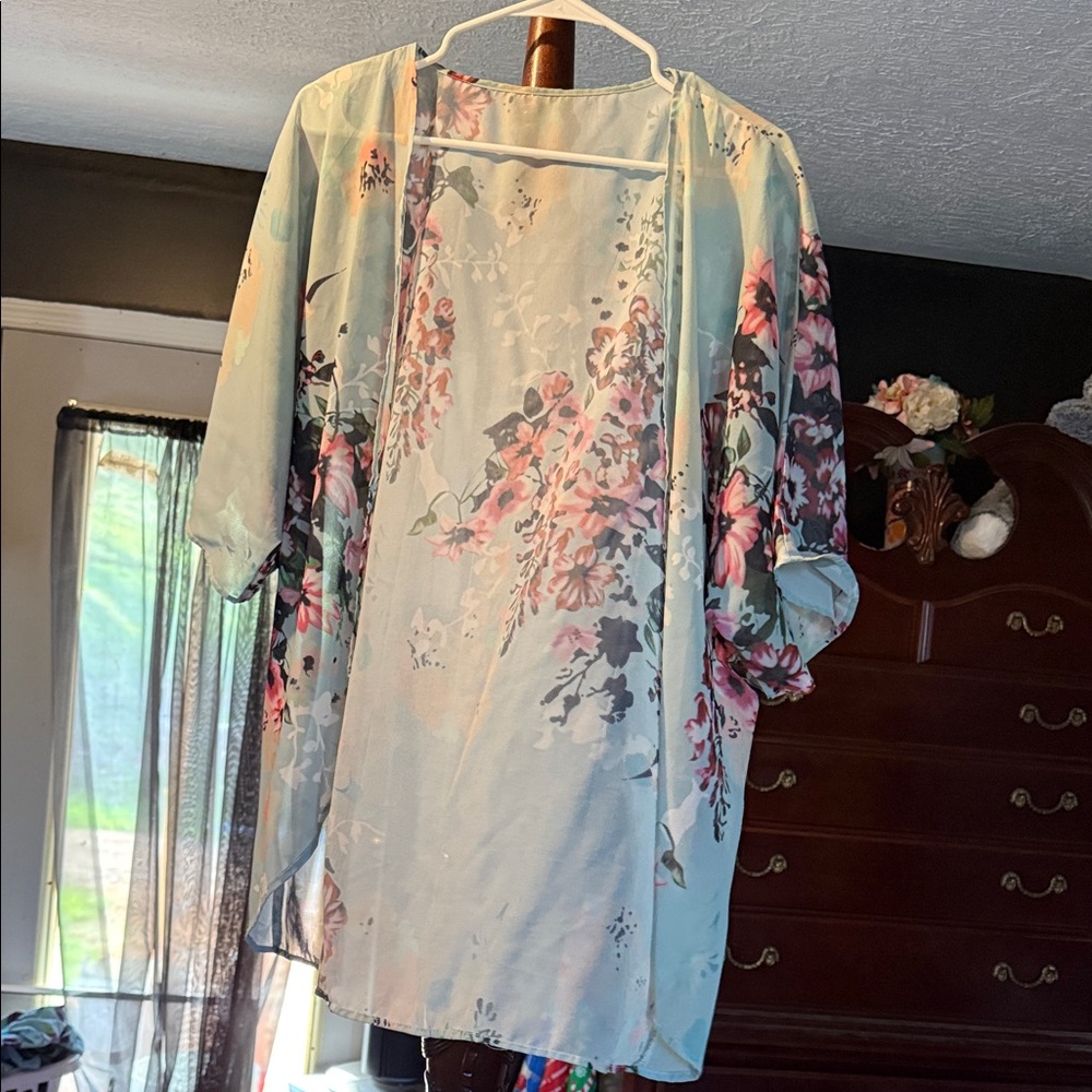 Floral Sheer Kimono Robe - Light Blue/Pink